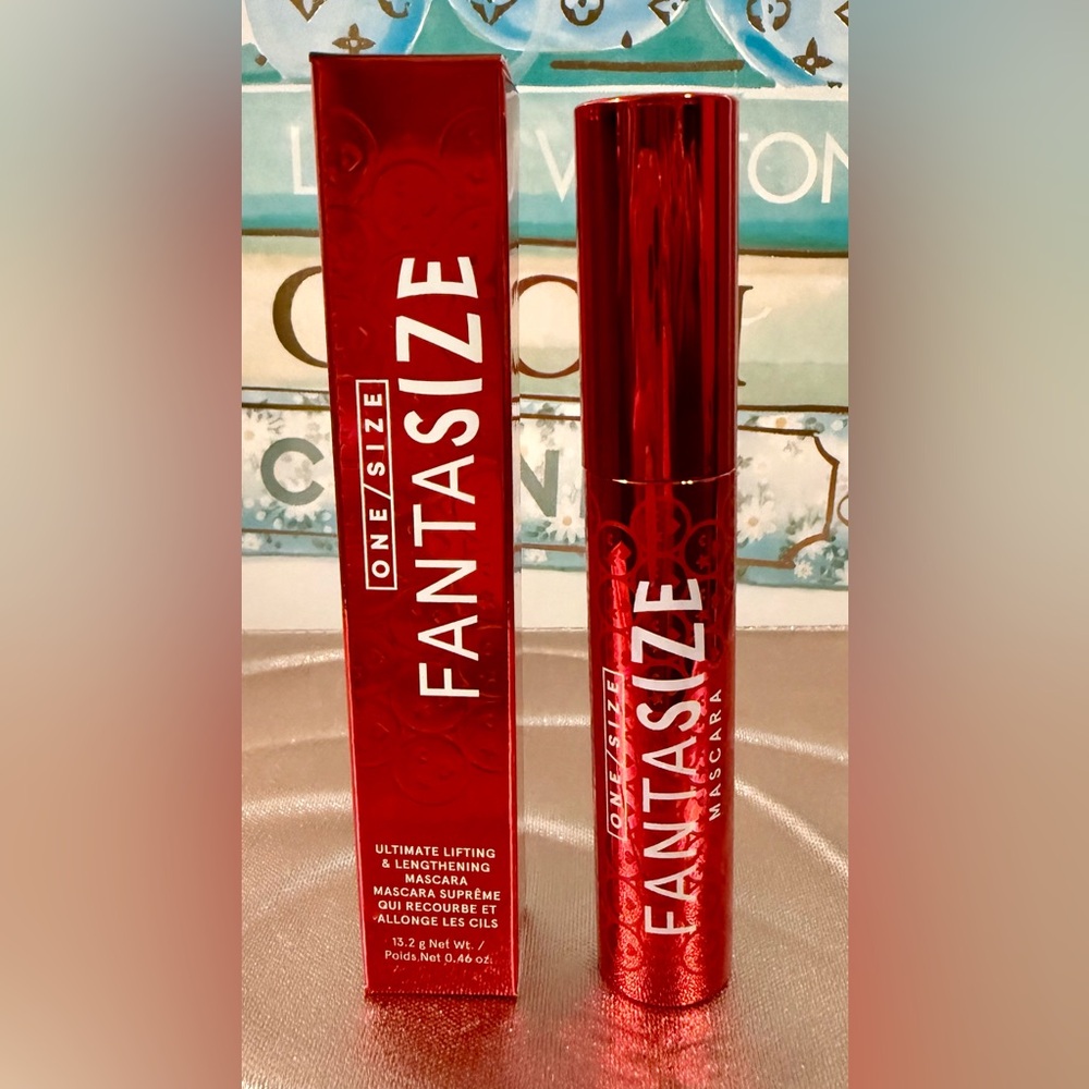 ONE/SIZE Fantasize Mascara - Black 13.2g/.46 oz. 🔥